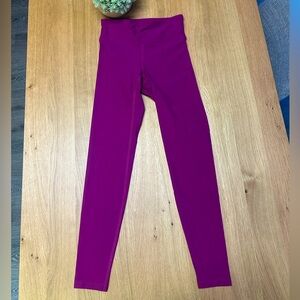 NWT Heroine Sport Density Legging in Wildberry Size XS